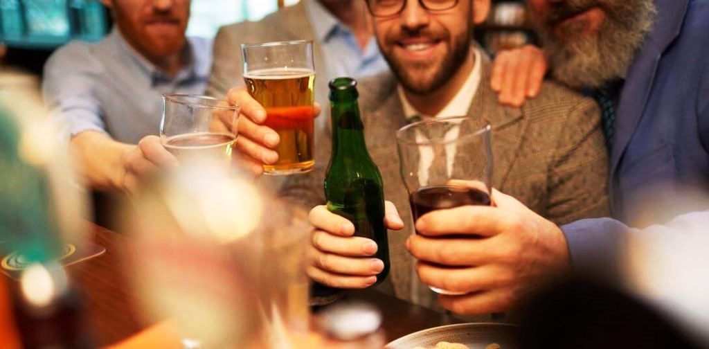 Drinking Sober Drinks can help reduce side effects of alcoholic drinks, health experts say.