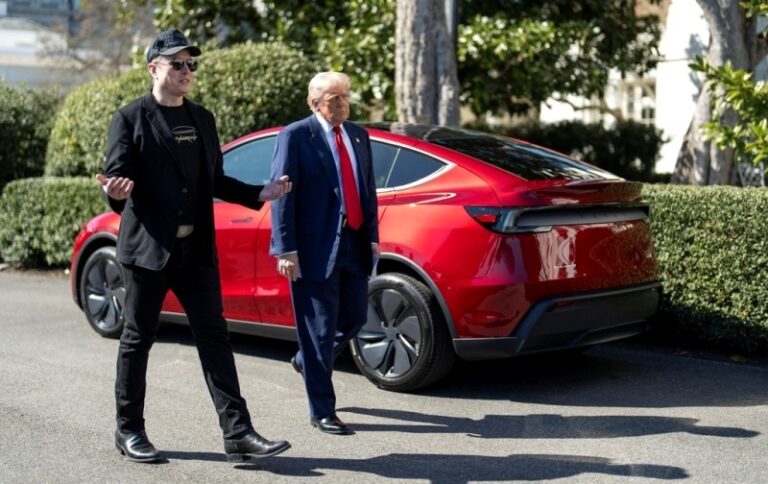 Trump showcases Tesla's new models on White House lawn.