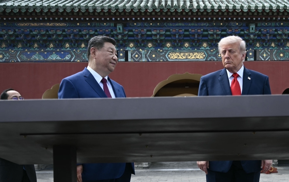 Trump ignores Taiwan question during visit to China.